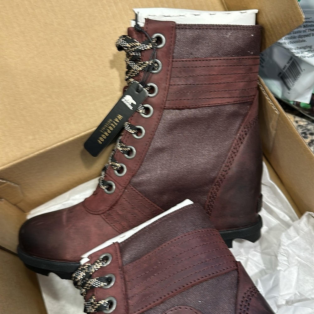 Brand new inbox, Serrell women’s Lexi wedge boot in dark purple size 9 - Picture 7 of 8